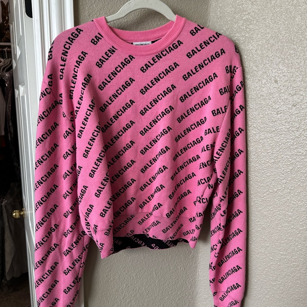 Balenciaga Swester - Pink. Size Large. Worn Once